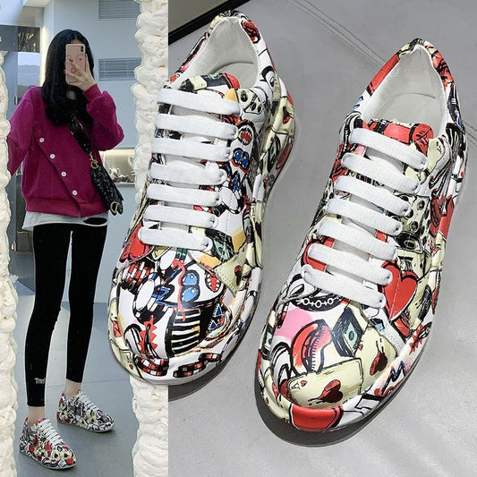 Stylish Platform Painted Sneakers Women Fashionable Casual Shoes