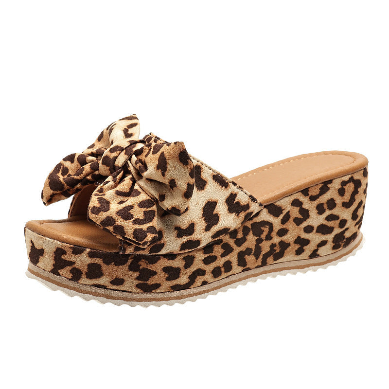 Wild Chic Bow Leopard Print Wedge Slippers with Thick Soles High Heel Flat Shoes for Stylish Summer Outdoor Comfort