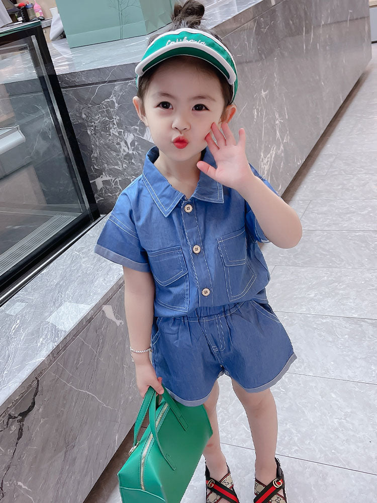 Summer Chic New Girls Short Sleeved Denim Suit for Stylish Summer Adventures