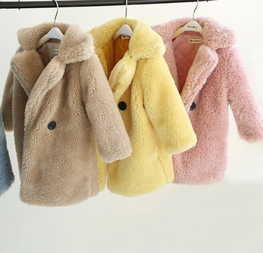 Luxurious Comfort Fur Lapel Cashmere Coat for Stylish Children Wear