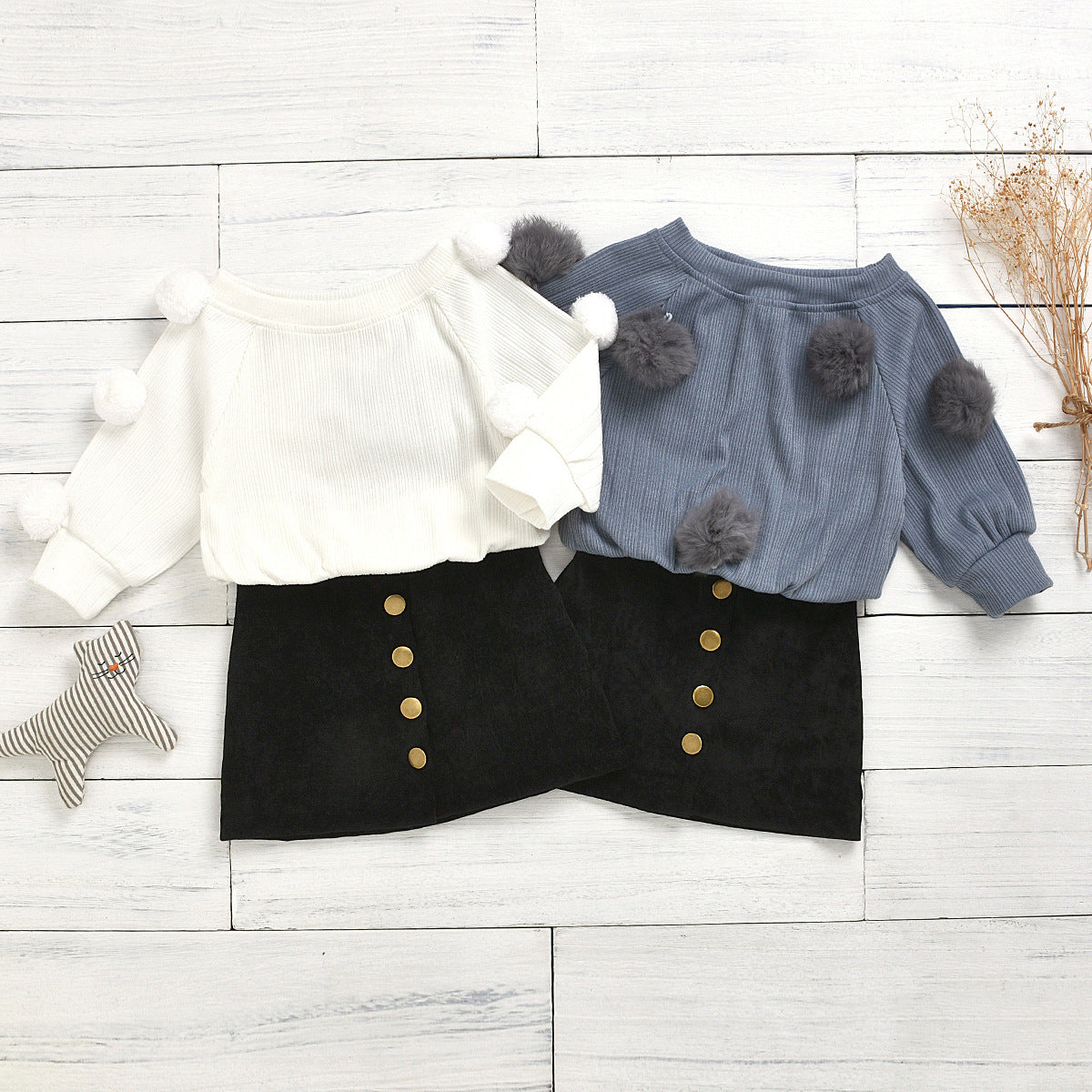 Chic and Comfortable Cotton Round Neck Long Sleeve Wool Ball Denim Skirt