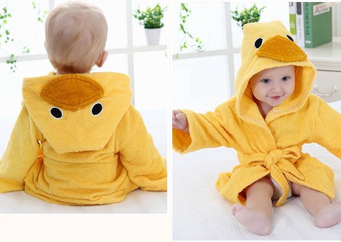 Cuddle Up in Style Cartoon Cute Animal Modeling Baby Bath Towels Luxurious Cotton Children Bathrobes with Baby Hood Perfect for Cozy Bath time Moments