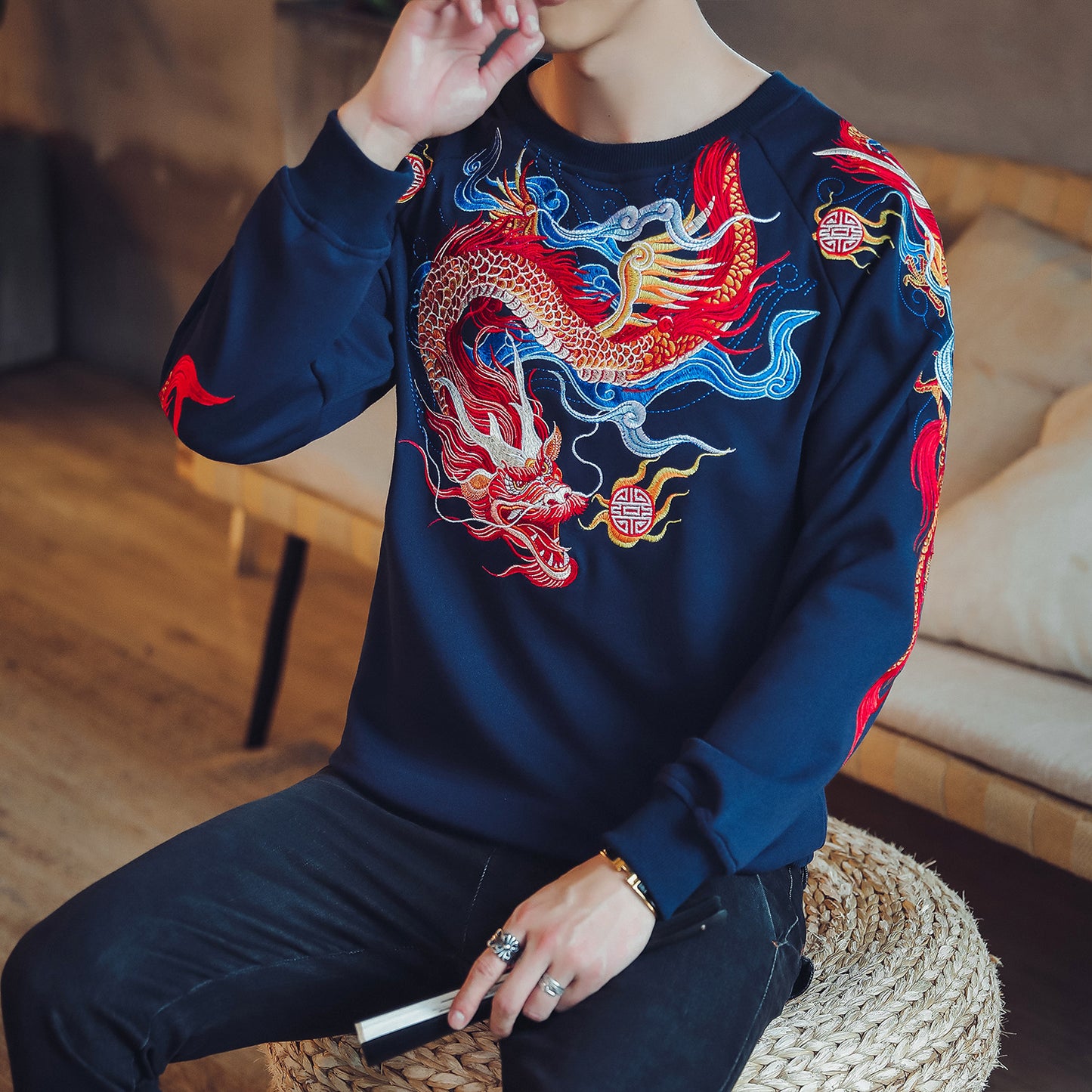 Oversized Dinosaur Knit Sweater for Men - Vintage Design