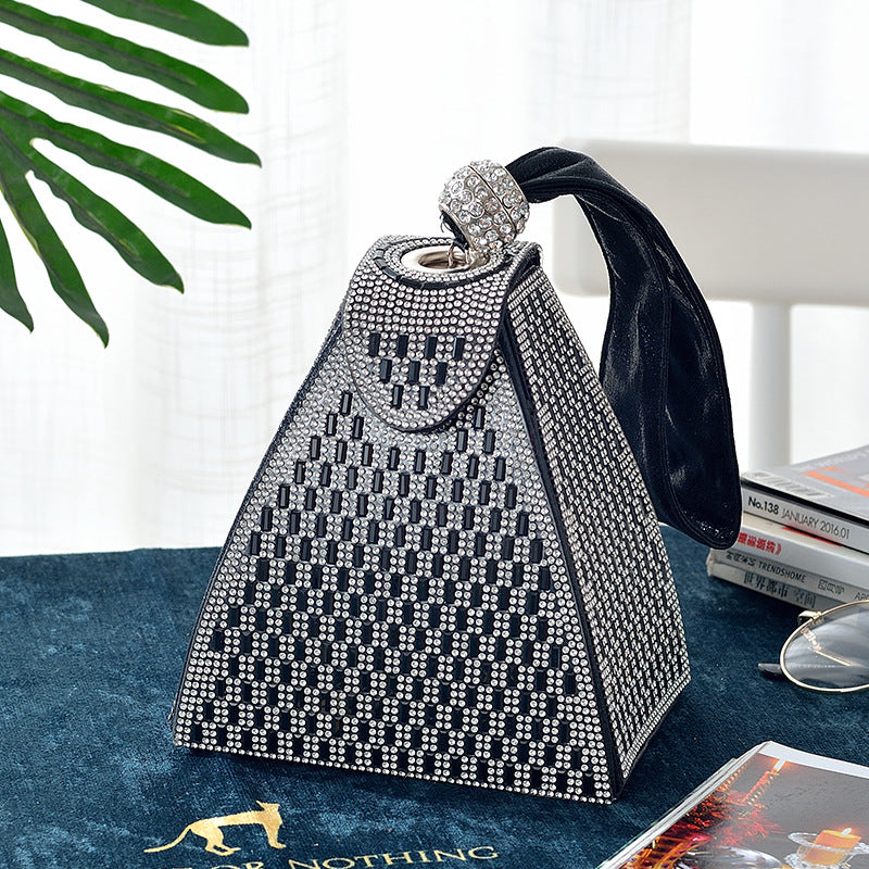 Diamond Elegance Triangle Handbag Perfect for Banquets and Cheongsam Dresses