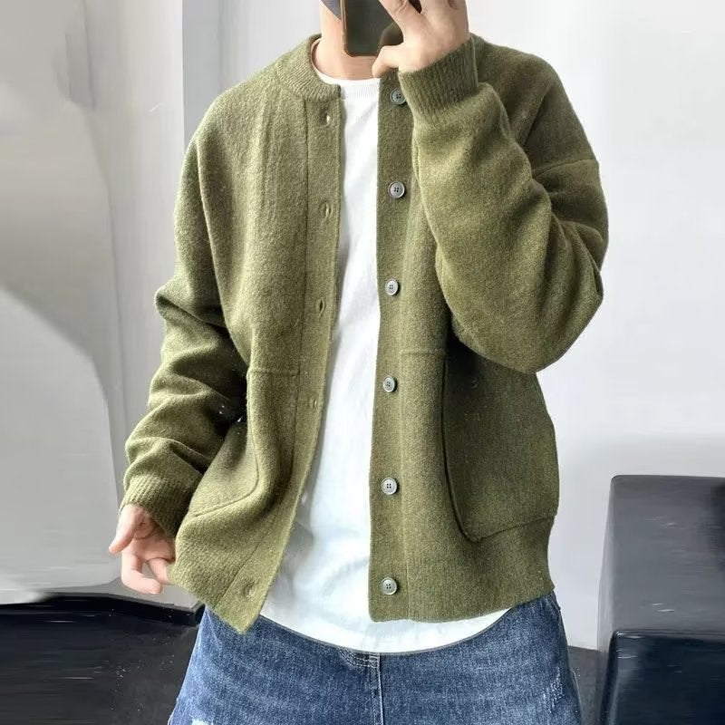 Classic Comfort Men Round Neck Wool Cardigan for Spring and Autumn