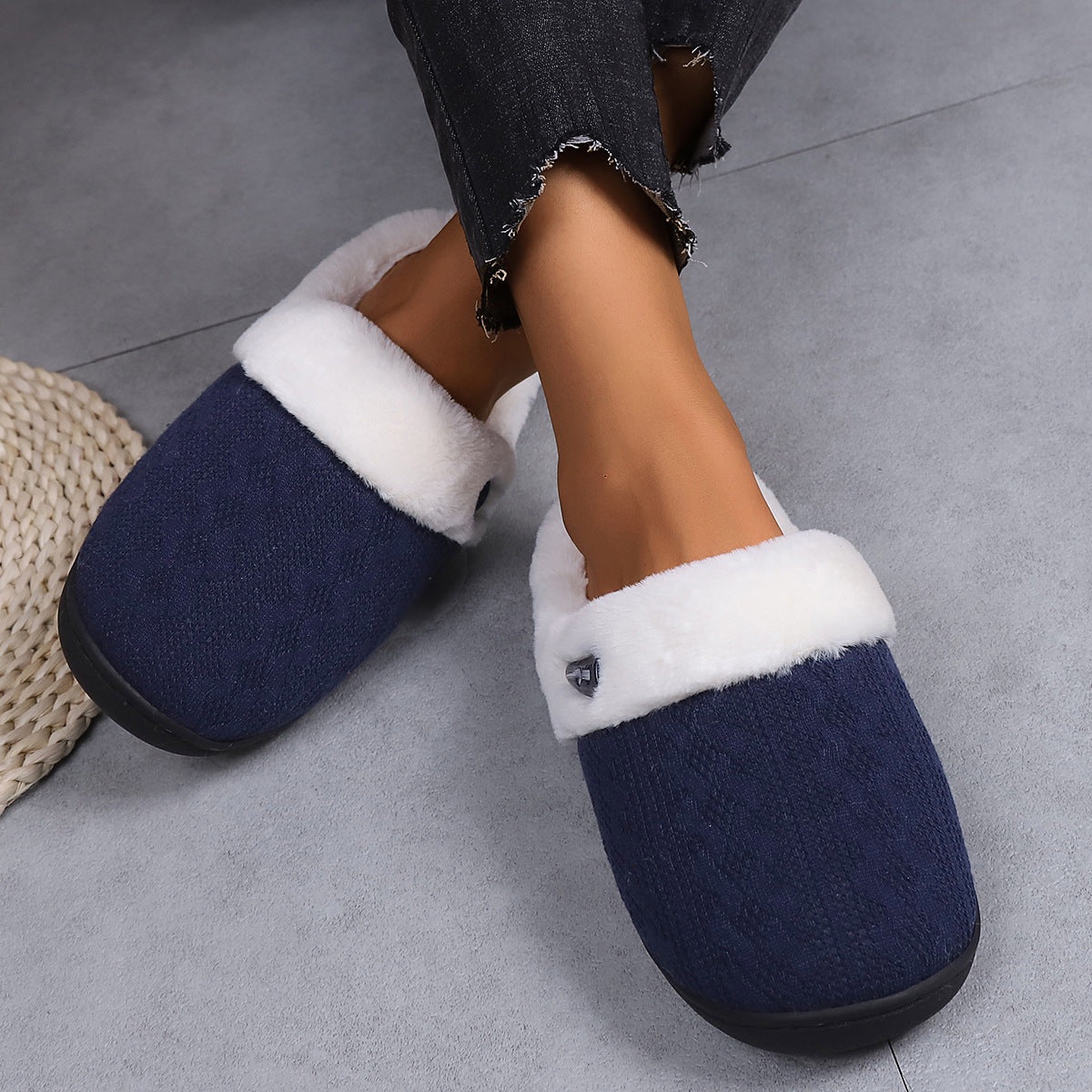 Winter Cotton Slippers: Warm and Non-Slip Home Shoes for Men and Women