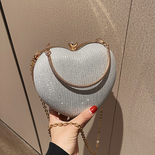 Chic Fusion New Fashion Chain Crossbody Peach Heart Bag with Explosive Style