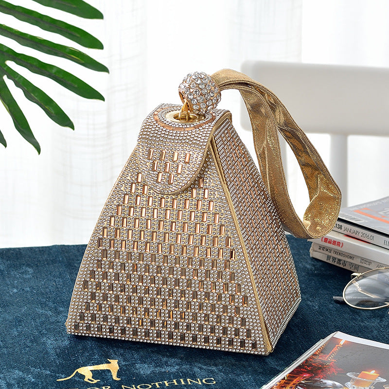 Diamond Elegance Triangle Handbag Perfect for Banquets and Cheongsam Dresses