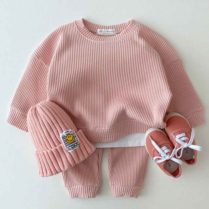 Cozy and Stylish Infant and Children Casual Knit Suit for Spring and Autumn Adventures