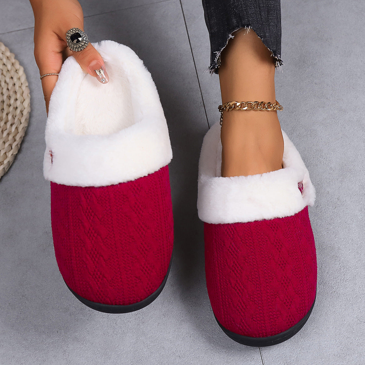 Winter Cotton Slippers: Warm and Non-Slip Home Shoes for Men and Women