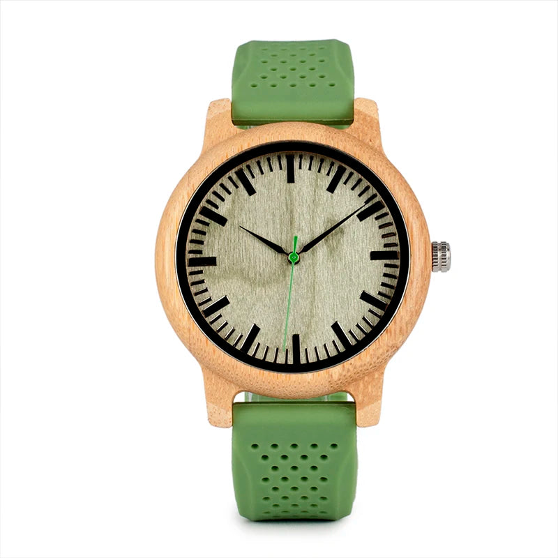 Casual Quartz Watch with Silicone Band A Famed Brand's Signature Blend of Style for Men and Women