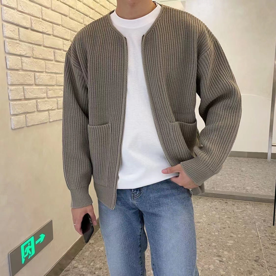 Trendy Knitted Cardigan for Men - Cable Knit with Zip Button