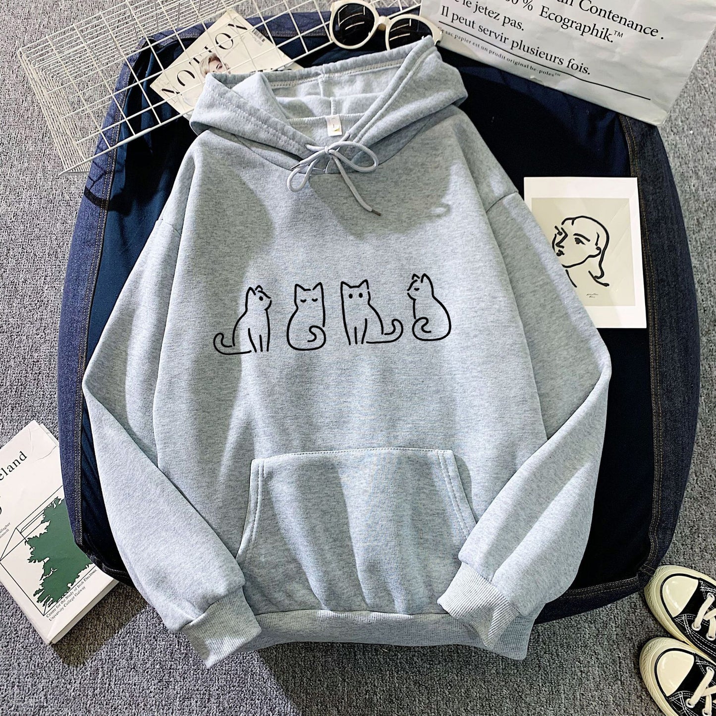 Printed Couple's Hoodie Sweater: Comfortable Workout Outfit for Women