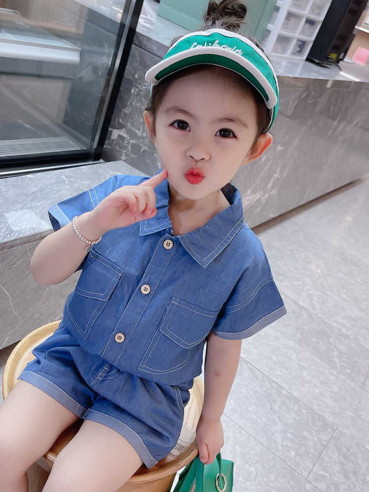 Summer Chic New Girls Short Sleeved Denim Suit for Stylish Summer Adventures