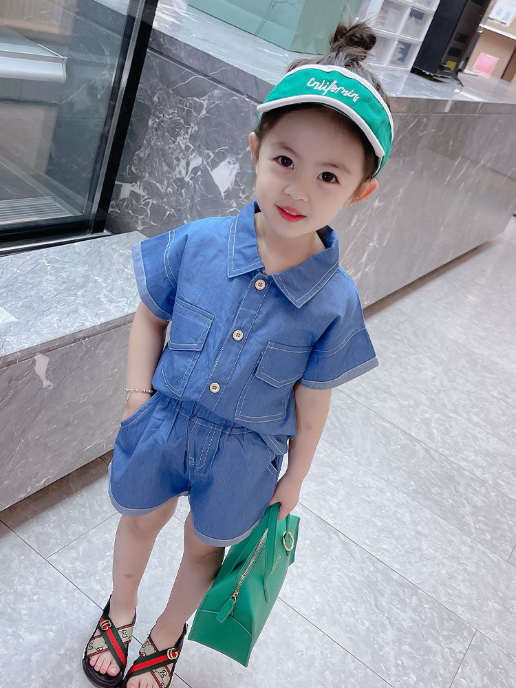 Summer Chic New Girls Short Sleeved Denim Suit for Stylish Summer Adventures