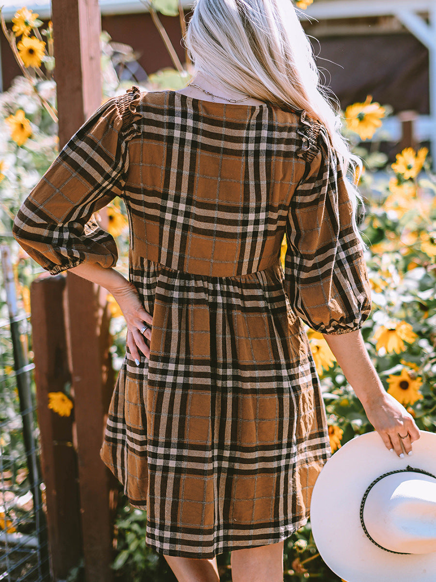 Vintage Charm Printed Checks Dress with European and American Retro Style V Neck Pullover